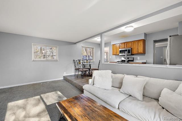 Builiding view fifteen for 4775 Halberd, Commerce Township, MI. 48382