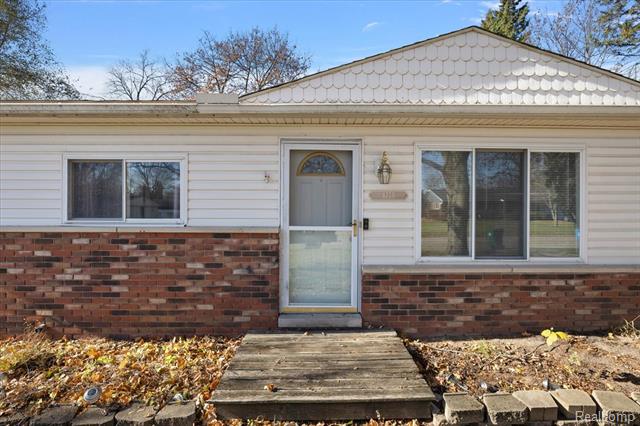 Builiding view four for 4775 Halberd, Commerce Township, MI. 48382