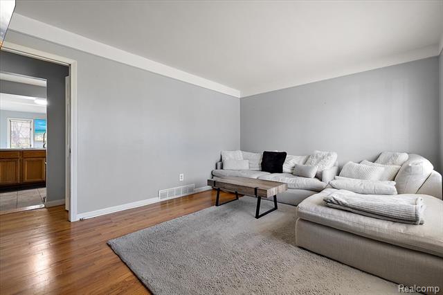 Builiding view ten for 4775 Halberd, Commerce Township, MI. 48382