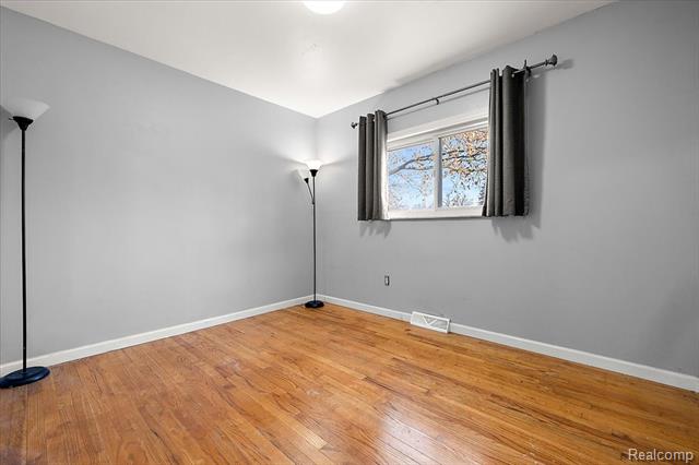 Builiding view twenty one for 4775 Halberd, Commerce Township, MI. 48382