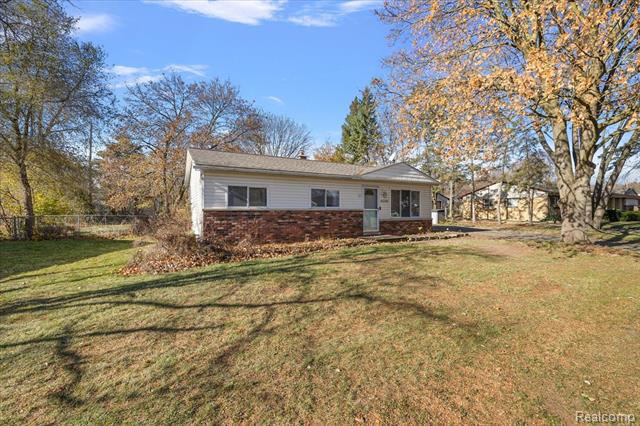 Builiding view two for 4775 Halberd, Commerce Township, MI. 48382