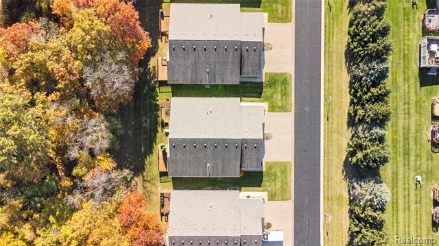 Builiding view thirty six for 2951 Gabriel, Commerce Township, MI. 48382