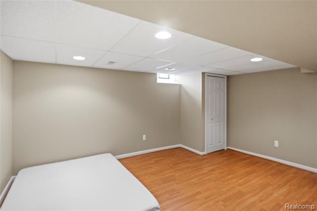 Builiding view twenty eight for 2951 Gabriel, Commerce Township, MI. 48382