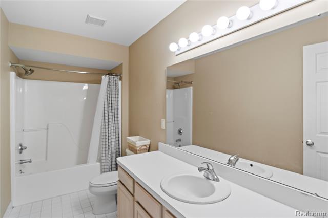 Builiding view twenty four for 2951 Gabriel, Commerce Township, MI. 48382