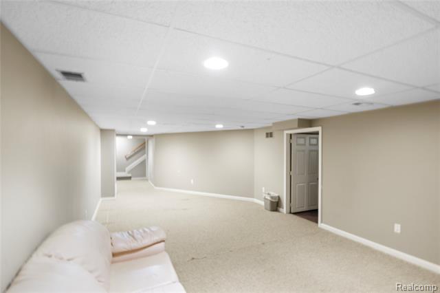 Builiding view twenty seven for 2951 Gabriel, Commerce Township, MI. 48382