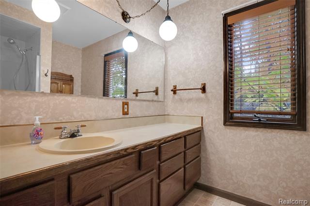 Builiding view twenty two for 1431 E Commerce, Commerce Township, MI. 48382