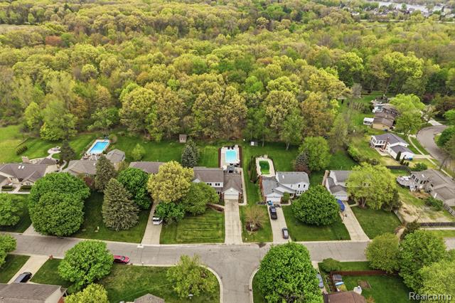 Builiding view eleven for 8876 Wintercove, Commerce Township, MI. 48382