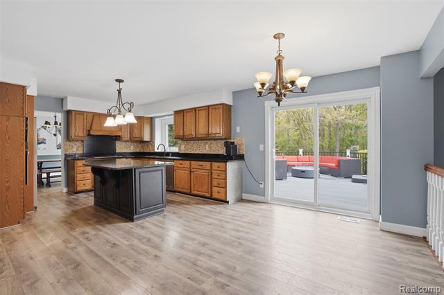 Builiding view twenty nine for 8876 Wintercove, Commerce Township, MI. 48382