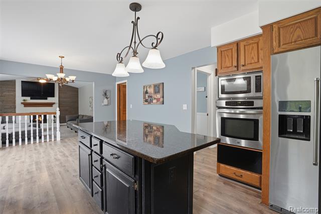 Builiding view twenty seven for 8876 Wintercove, Commerce Township, MI. 48382
