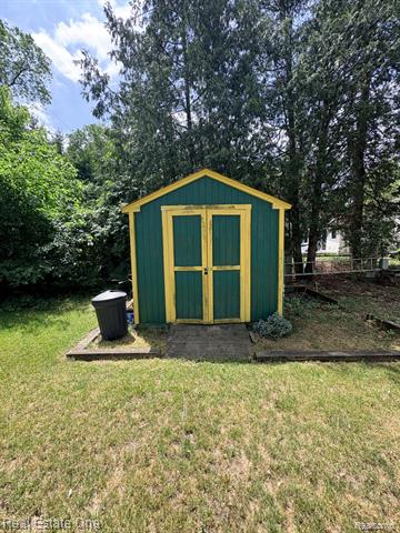Builiding view forty four for 2523 Watonga, Commerce Township, MI. 48382