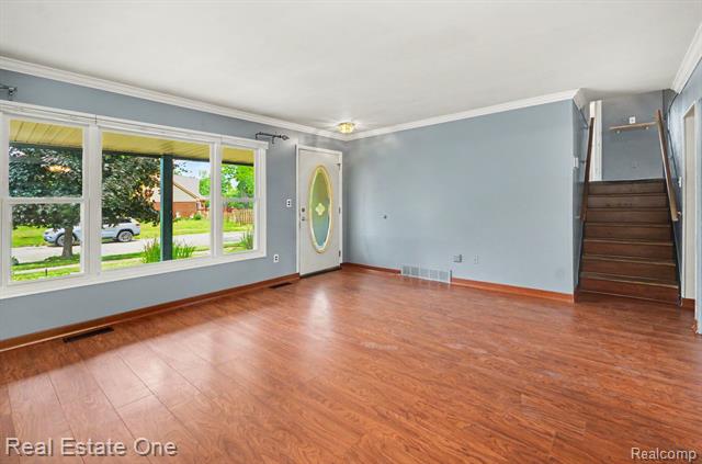 Builiding view one for 2523 Watonga, Commerce Township, MI. 48382