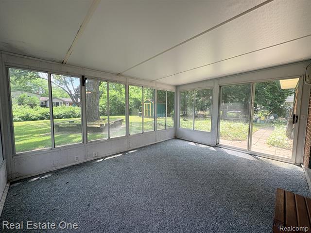 Builiding view thirty five for 2523 Watonga, Commerce Township, MI. 48382