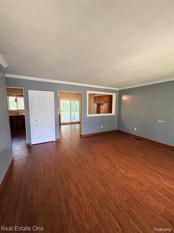 Builiding view three for 2523 Watonga, Commerce Township, MI. 48382