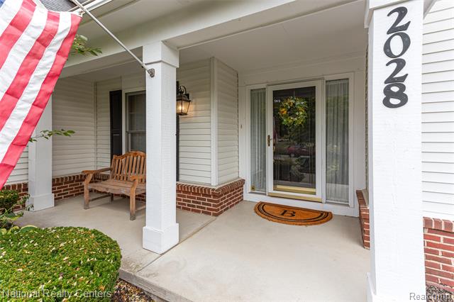 Builiding view eight for 2028 Applebrook, Commerce Township, MI. 48382