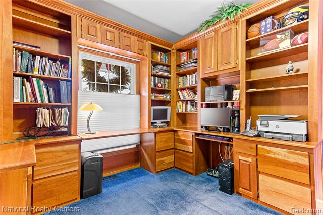 Builiding view twenty for 2028 Applebrook, Commerce Township, MI. 48382