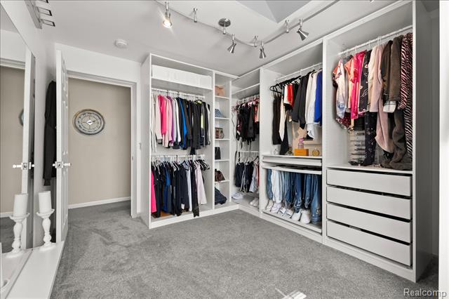 Builiding view twenty five for 2420 Baltimore, Commerce Township, MI. 48382