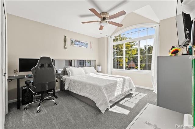 Builiding view twenty six for 2420 Baltimore, Commerce Township, MI. 48382