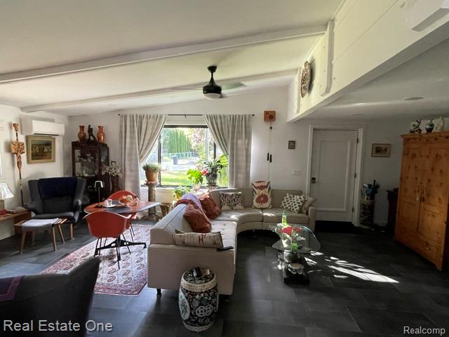 Builiding view four for 3202 Pridham, Keego Harbor, MI. 48320