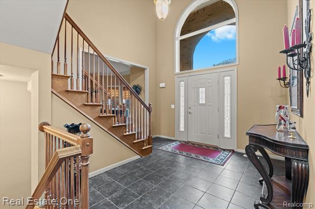 Builiding view three for 539 Olivia, Milford, MI. 48381