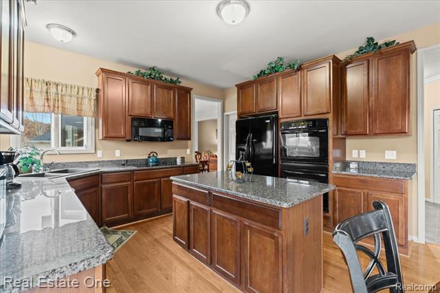 Builiding view twelve for 539 Olivia, Milford, MI. 48381