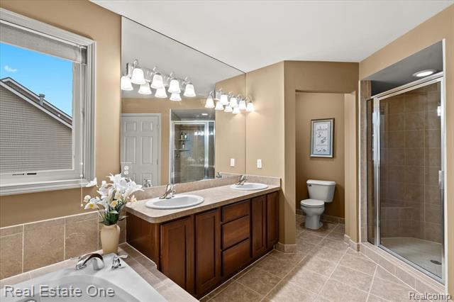 Builiding view twenty six for 539 Olivia, Milford, MI. 48381