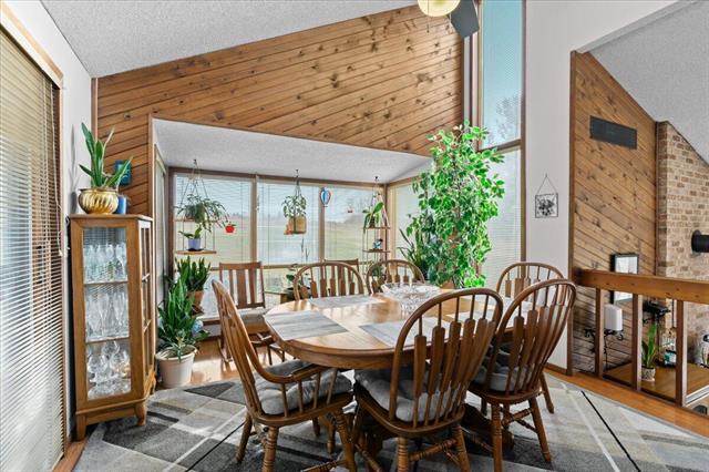 Builiding view fifteen for 2725 Cooley Lake, Highland, MI. 48356