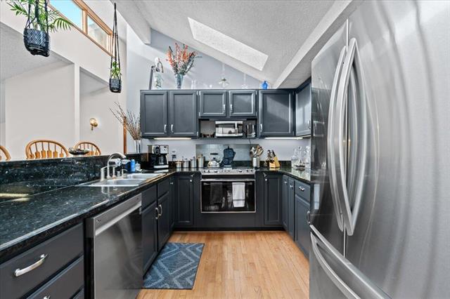 Builiding view seventeen for 2725 Cooley Lake, Highland, MI. 48356