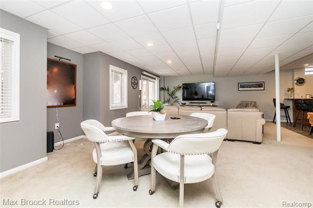 Builiding view fifty two for 6157 Lochmore, Commerce Township, MI. 48382