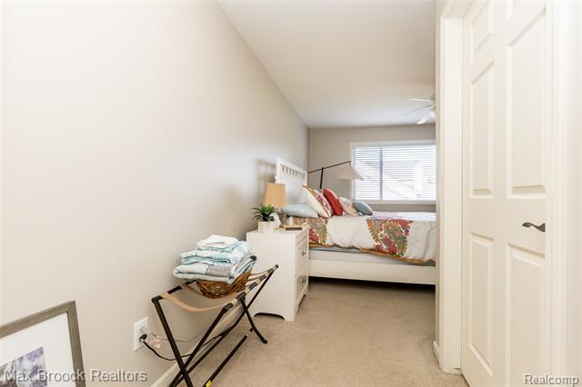 Builiding view forty one for 6157 Lochmore, Commerce Township, MI. 48382