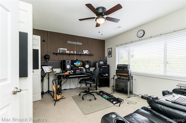 Builiding view sixty one for 6157 Lochmore, Commerce Township, MI. 48382