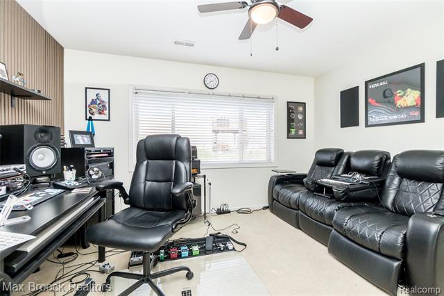 Builiding view sixty two for 6157 Lochmore, Commerce Township, MI. 48382