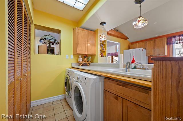 Builiding view eighteen for 369 Muskoka, Commerce Township, MI. 48382