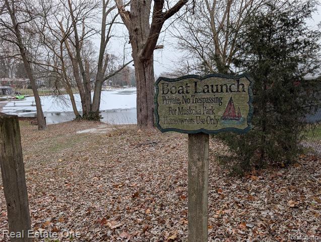 Builiding view forty eight for 369 Muskoka, Commerce Township, MI. 48382