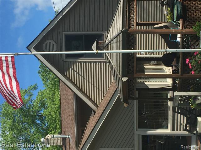 Builiding view forty four for 369 Muskoka, Commerce Township, MI. 48382