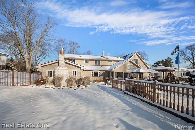 Builiding view forty three for 369 Muskoka, Commerce Township, MI. 48382