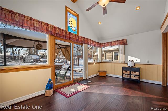 Builiding view seven for 369 Muskoka, Commerce Township, MI. 48382