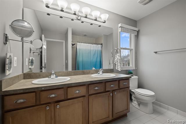 Builiding view nineteen for 6135 Strawberry, Commerce Township, MI. 48382