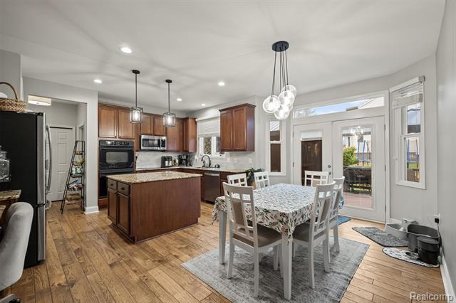 Builiding view seven for 6135 Strawberry, Commerce Township, MI. 48382