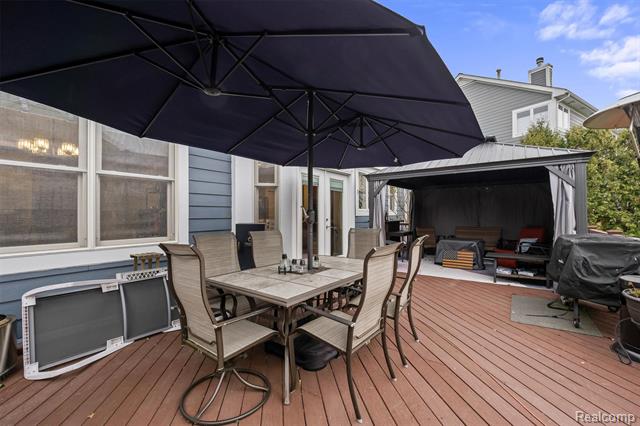 Builiding view twenty four for 6135 Strawberry, Commerce Township, MI. 48382