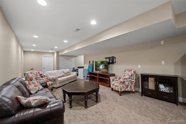 Builiding view twenty one for 6135 Strawberry, Commerce Township, MI. 48382