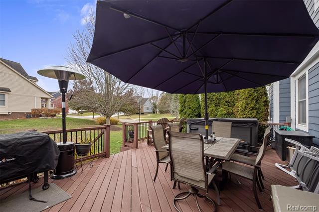 Builiding view twenty three for 6135 Strawberry, Commerce Township, MI. 48382