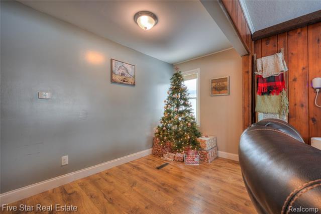 Builiding view eleven for 8421 Lagoon, Commerce Township, MI. 48382