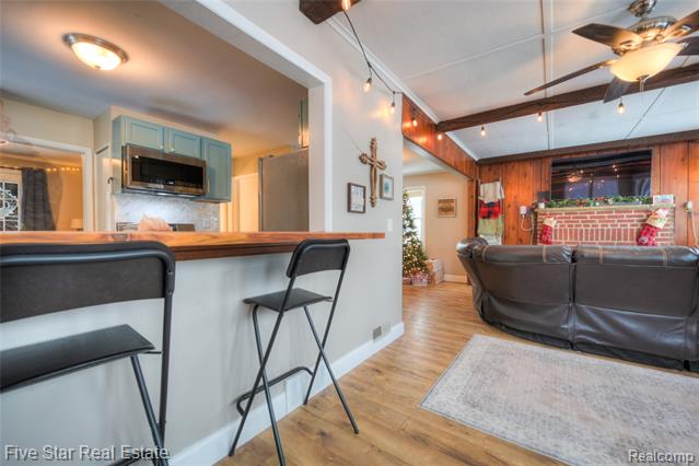 Builiding view ten for 8421 Lagoon, Commerce Township, MI. 48382