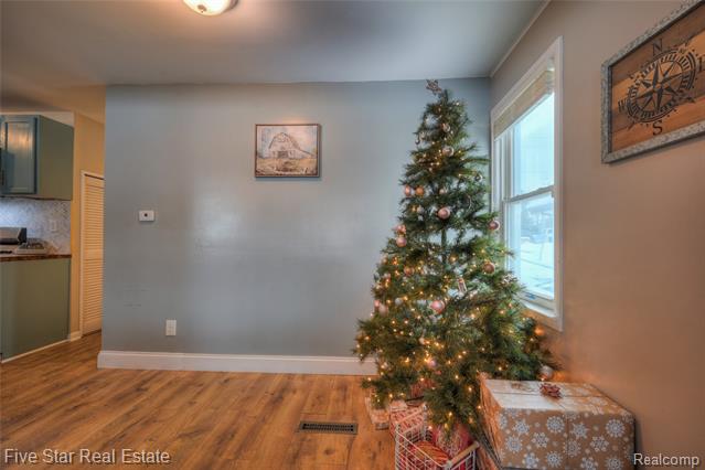 Builiding view twelve for 8421 Lagoon, Commerce Township, MI. 48382