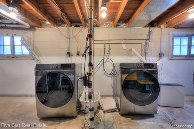 Builiding view twenty six for 8421 Lagoon, Commerce Township, MI. 48382