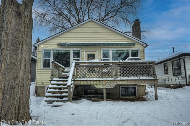 front view for 8421 Lagoon St, Commerce Township, Mi. 48382