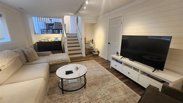 Builiding view nine for 5145 Greer, West Bloomfield, MI. 48324