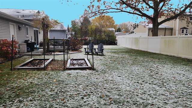 Builiding view twenty for 5145 Greer, West Bloomfield, MI. 48324