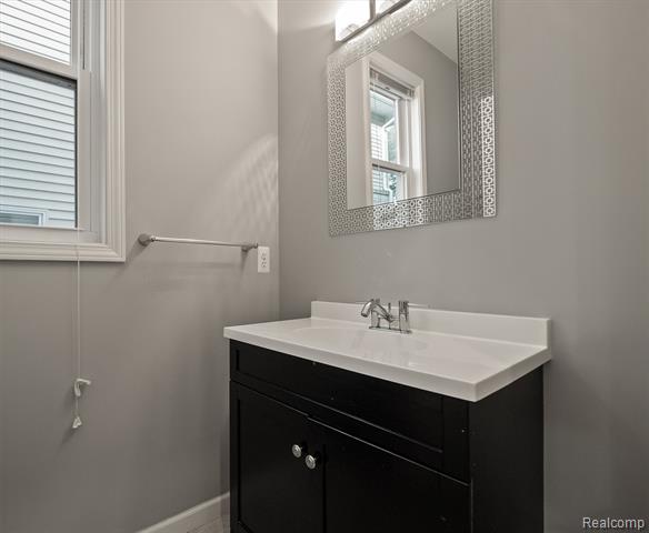 Builiding view eight for 2136 Brock, Keego Harbor, MI. 48320