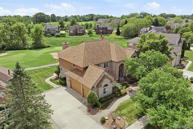 Builiding view sixty seven for 2935 Ivy Hill, Commerce Township, MI. 48382